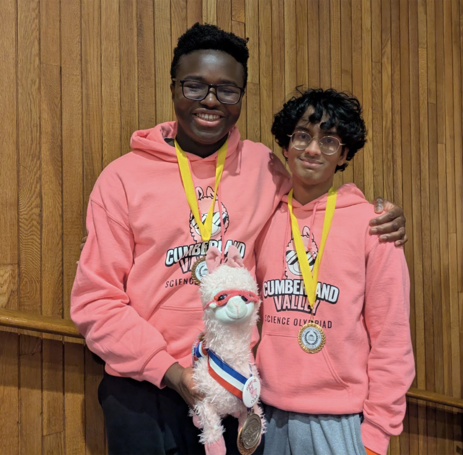 Students with Jibby Jr the alpaca
